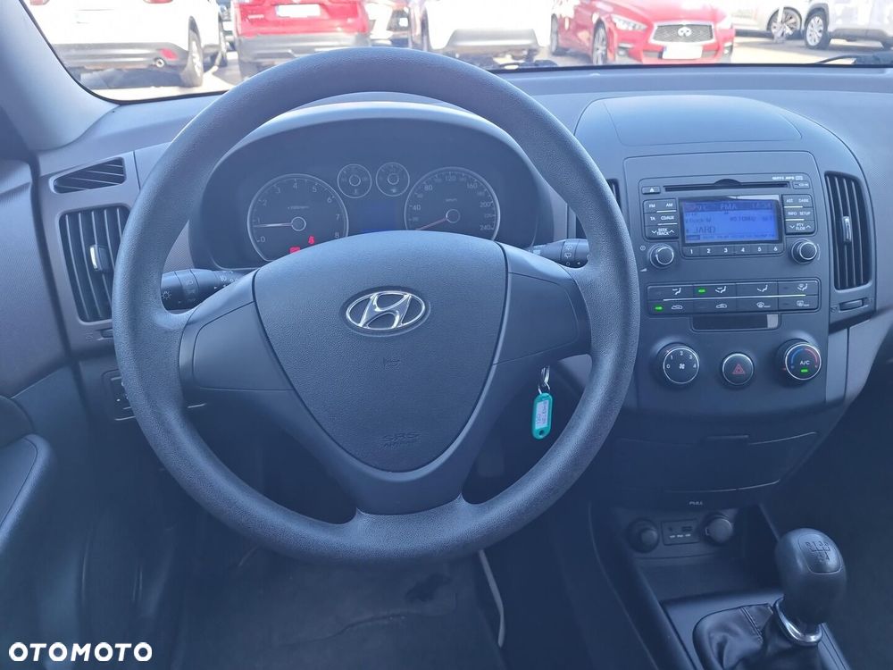 Hyundai i30 1.4 Base - 15