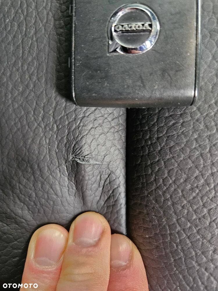 Volvo V60 B4 B Plus Dark - 37