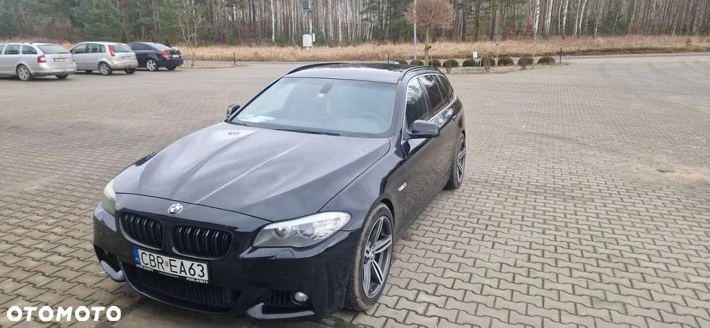 BMW Seria 5 525d - 15