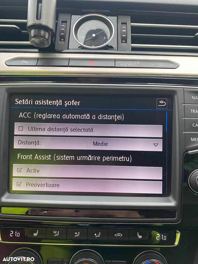 Volkswagen Passat Variant 2.0 TDI DSG 4Motion Highline - 23