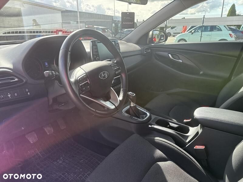 Hyundai i30 1.5 DPI Comfort - 10