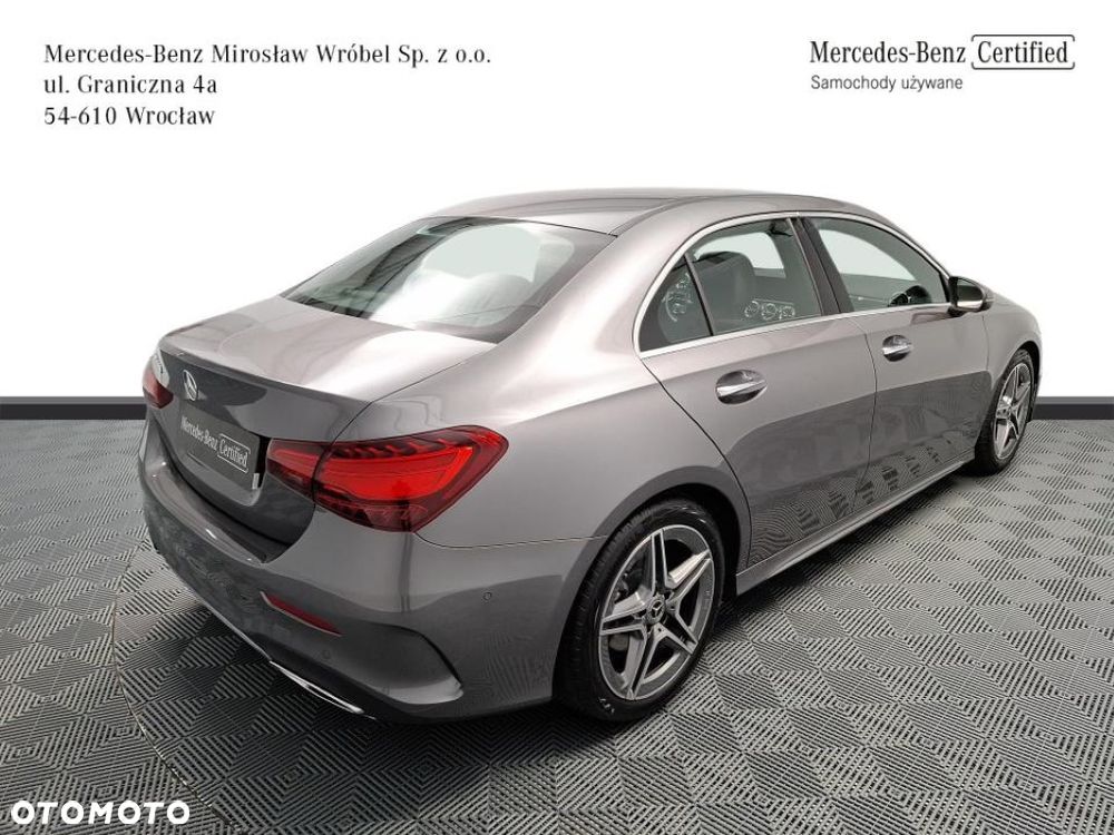 Mercedes-Benz Klasa A 200 AMG Line 7G-DCT - 4