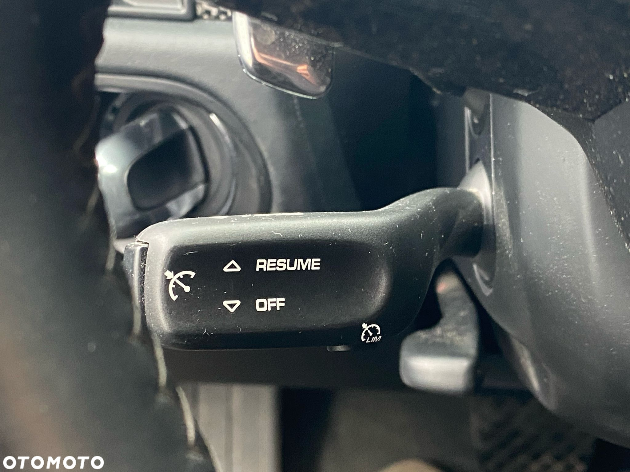 Porsche Macan T - 25