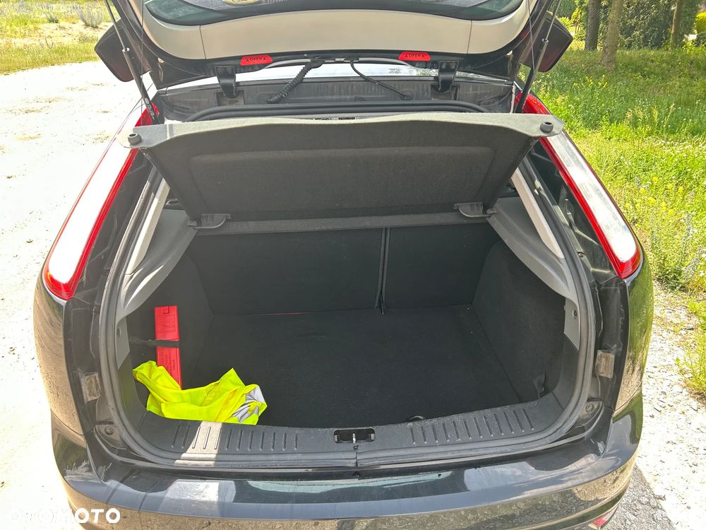 Ford Focus - 6