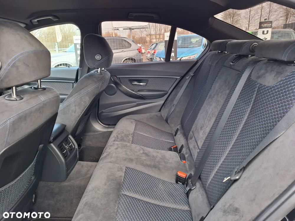 BMW Seria 3 - 22