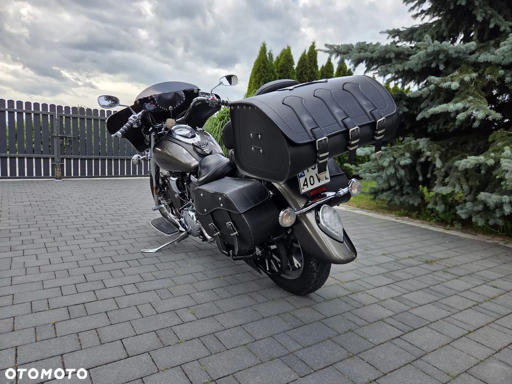 Yamaha XVS - 6