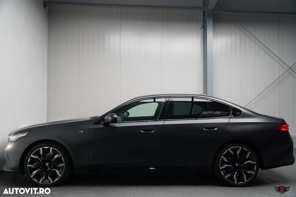 BMW Seria 5 520d xDrive Aut. - 36