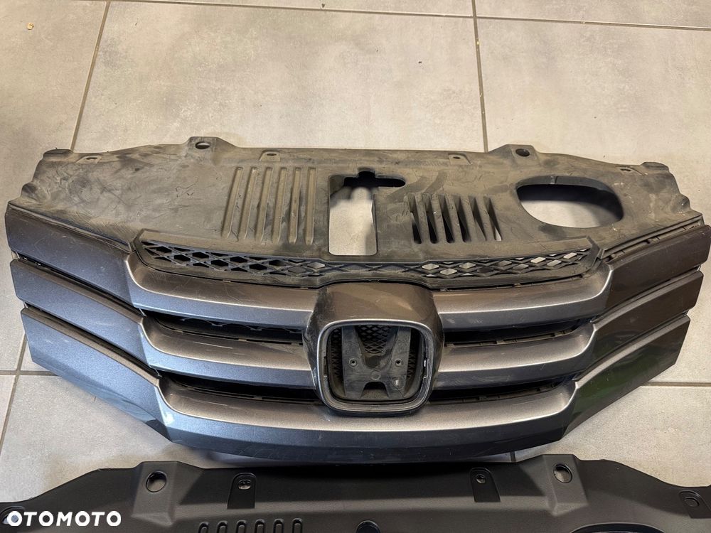 Honda City II 09- atrapa przód grill - 5