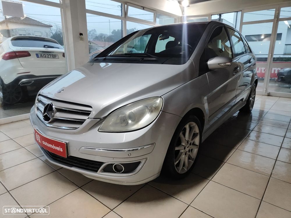 Mercedes-Benz B 200 CDI - 4
