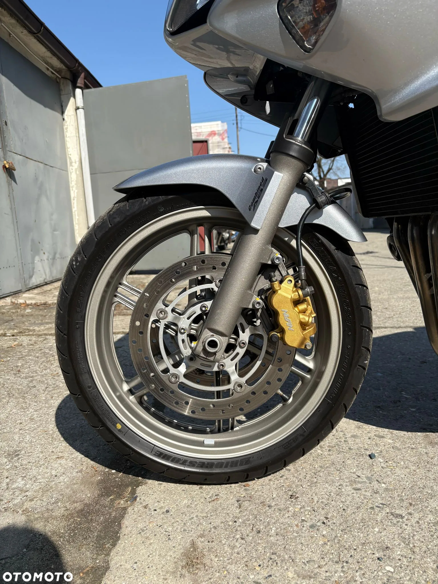 Honda CBF - 13