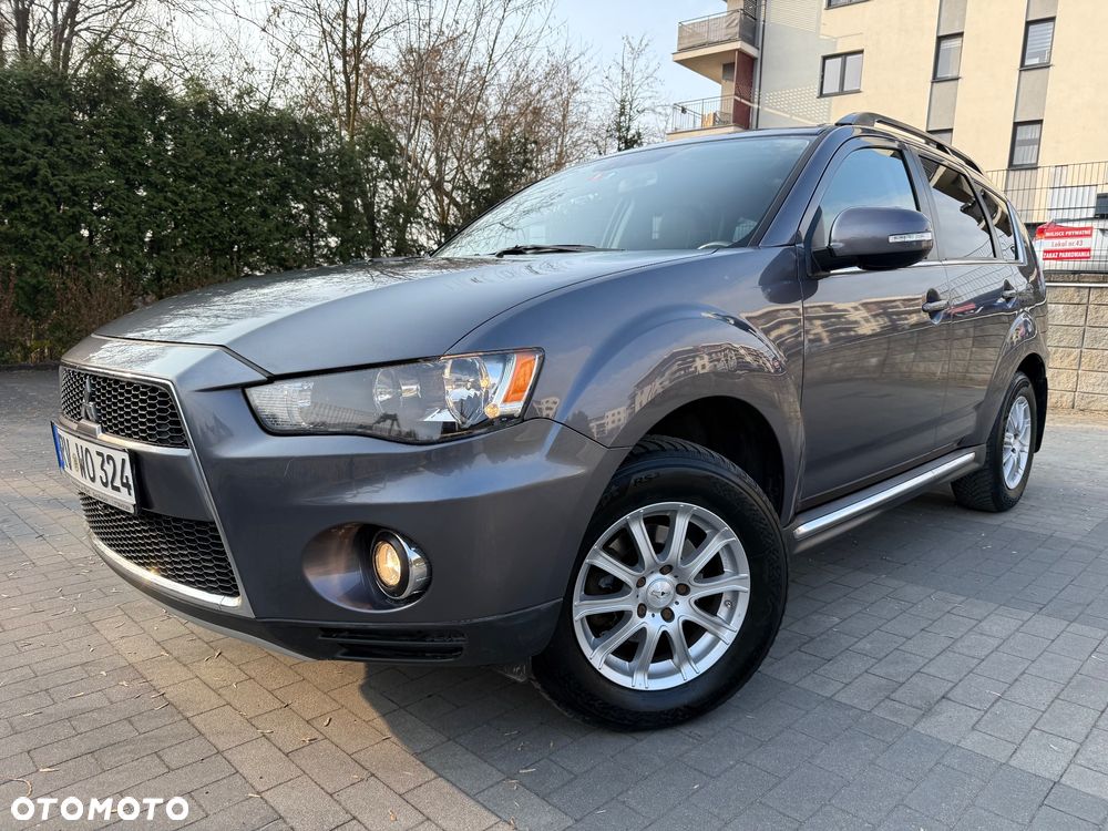 Mitsubishi Outlander 2.0 2WD Invite - 1