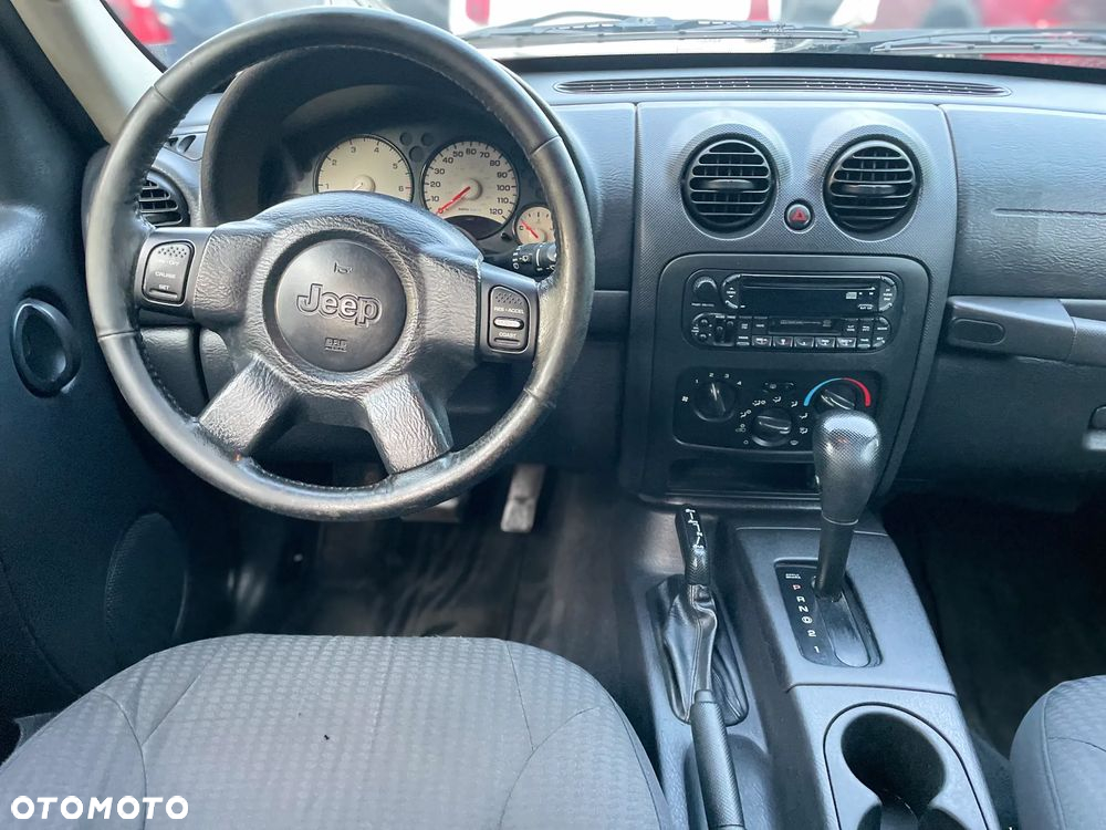 Jeep Liberty 3.7 4x4 - 13