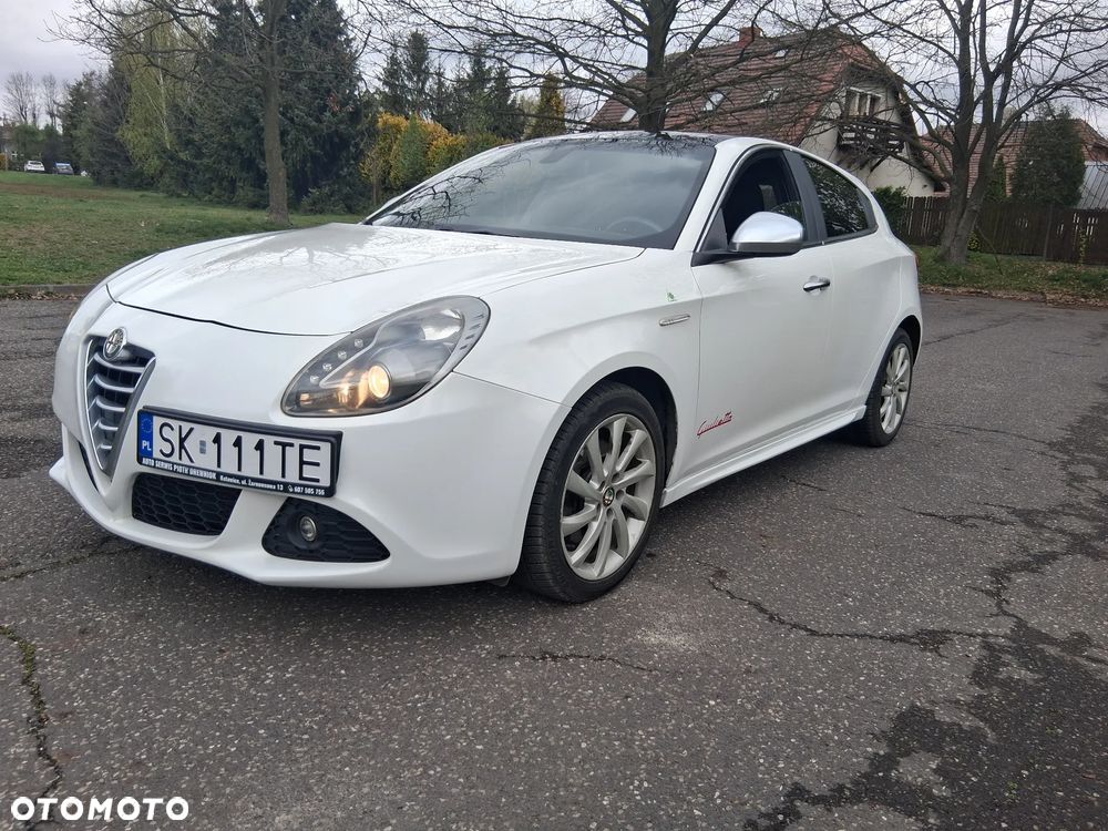 Alfa Romeo Giulietta 2.0 JTDM 16V Turismo - 1