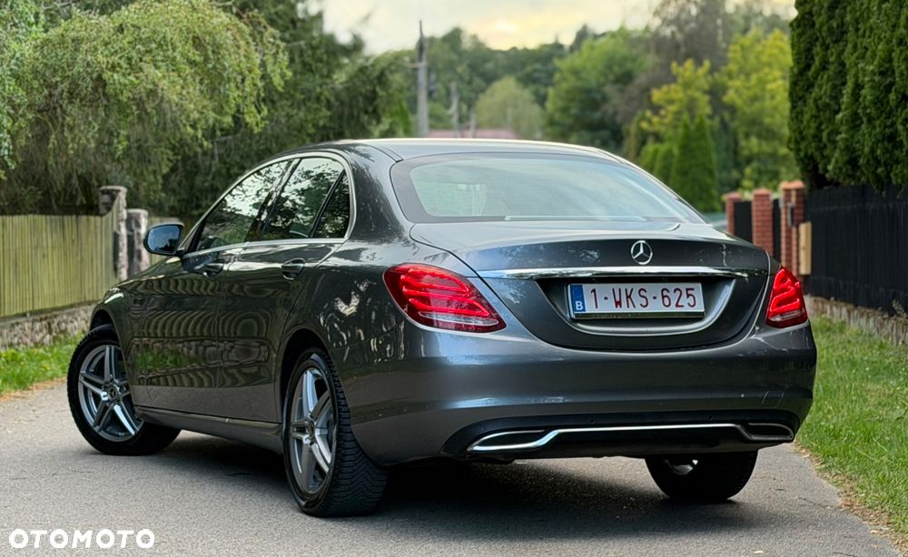 Mercedes-Benz Klasa C 180 d 9G-TRONIC - 17