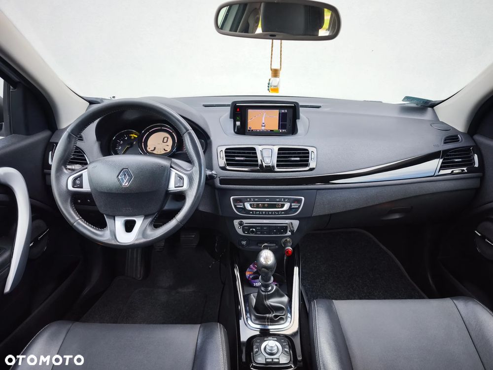 Renault Megane ENERGY dCi 130 Start & Stop Bose Edition - 26