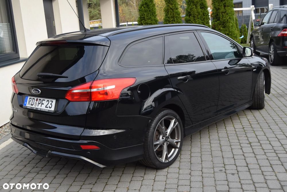 Ford Focus 1.5 TDCi ST-Line - 14