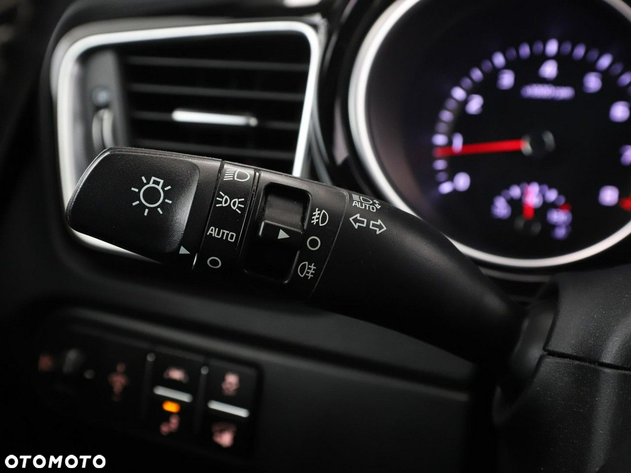 Kia ProCeed 1.4 T-GDI GT Line DCT - 35