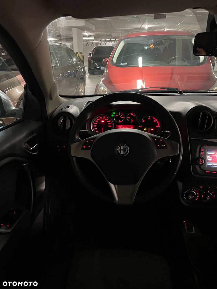Alfa Romeo Mito - 8