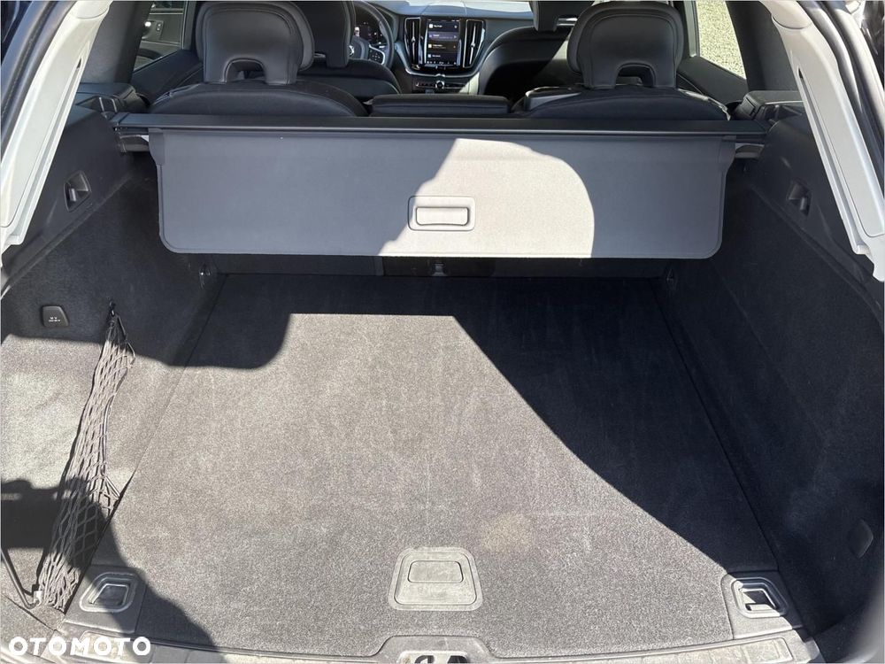 Volvo XC 60 B4 D AWD Core - 16