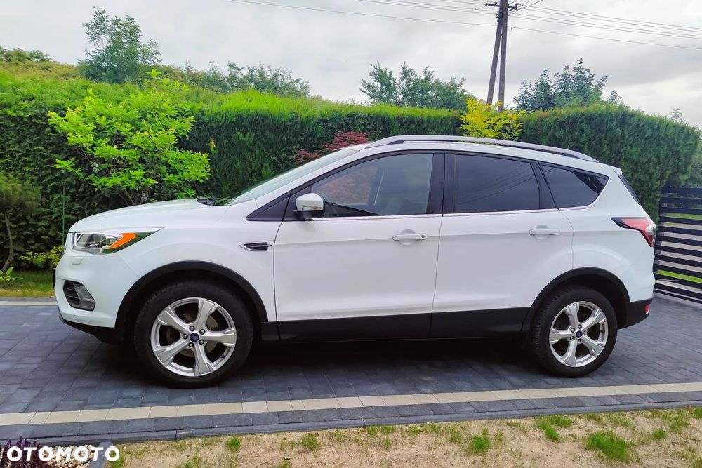 Ford Kuga 1.5 EcoBoost 2x4 Titanium - 7