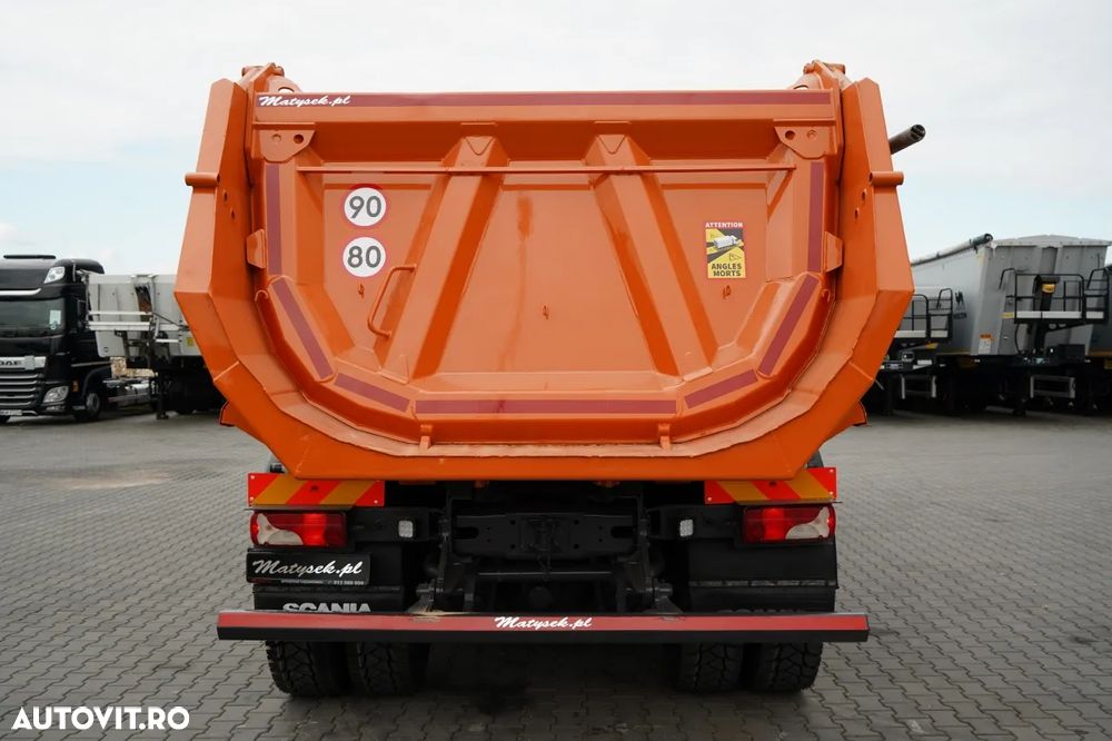 Scania P 410 / 8x4 / BASCULATOR SPATE / JANTE DIN ALIAJ / ANVELOPE 100% / MANUALĂ / - 17