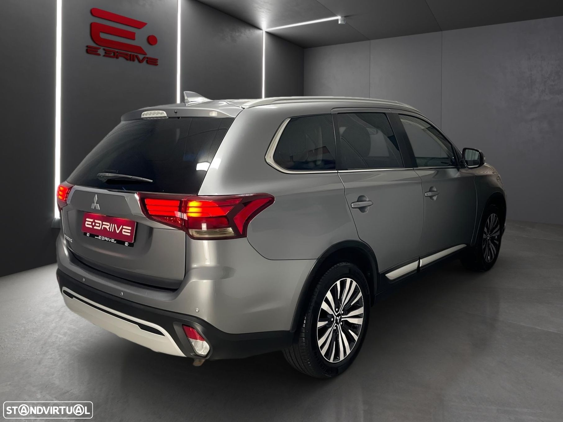 Mitsubishi Outlander 2.0 Kaiteki CVT - 7