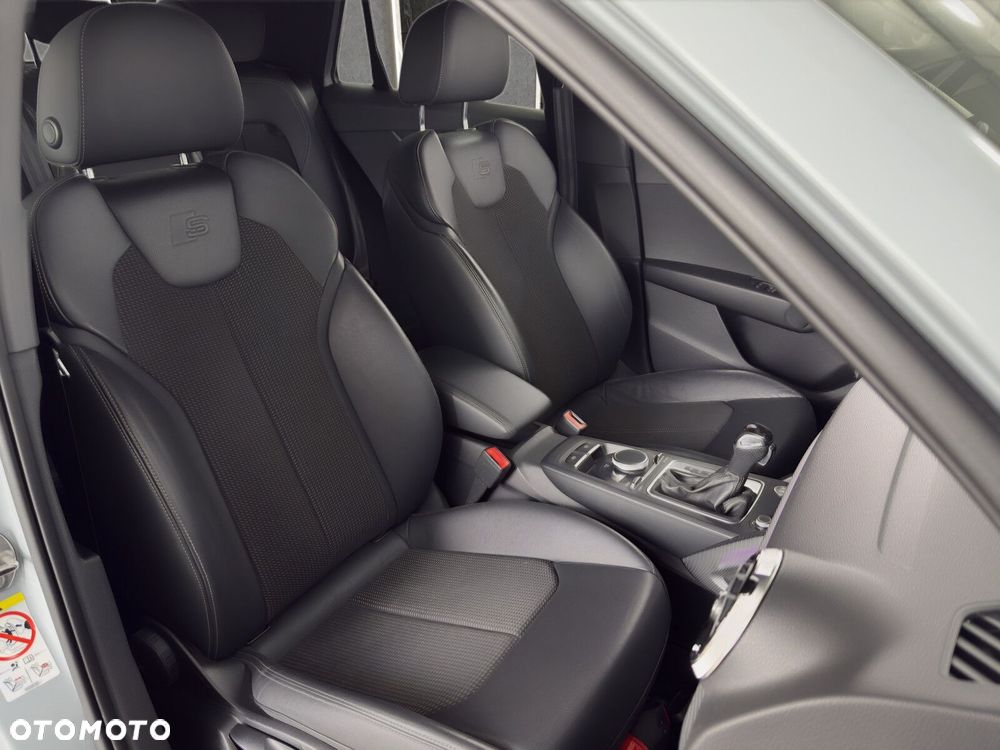 Audi Q2 - 18