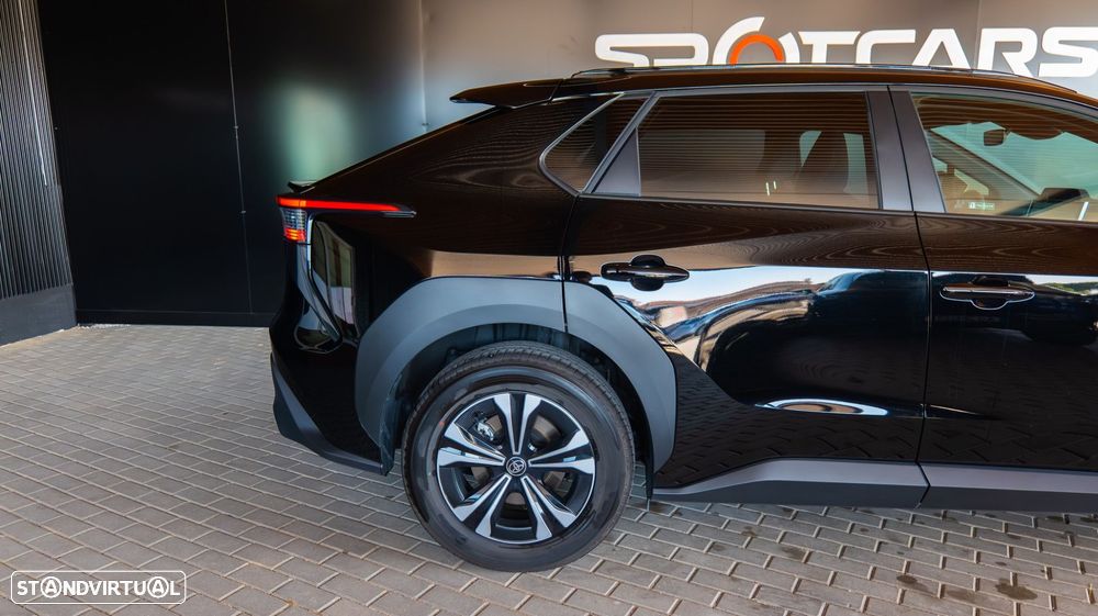 Toyota bZ4X 71,4 kWh Exclusive - 4