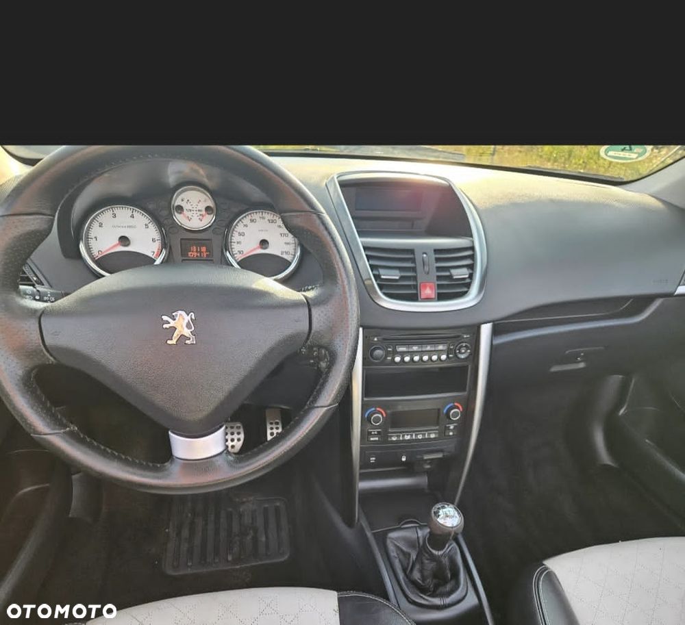 Peugeot 207 CC 120 VTi RC-Line - 14