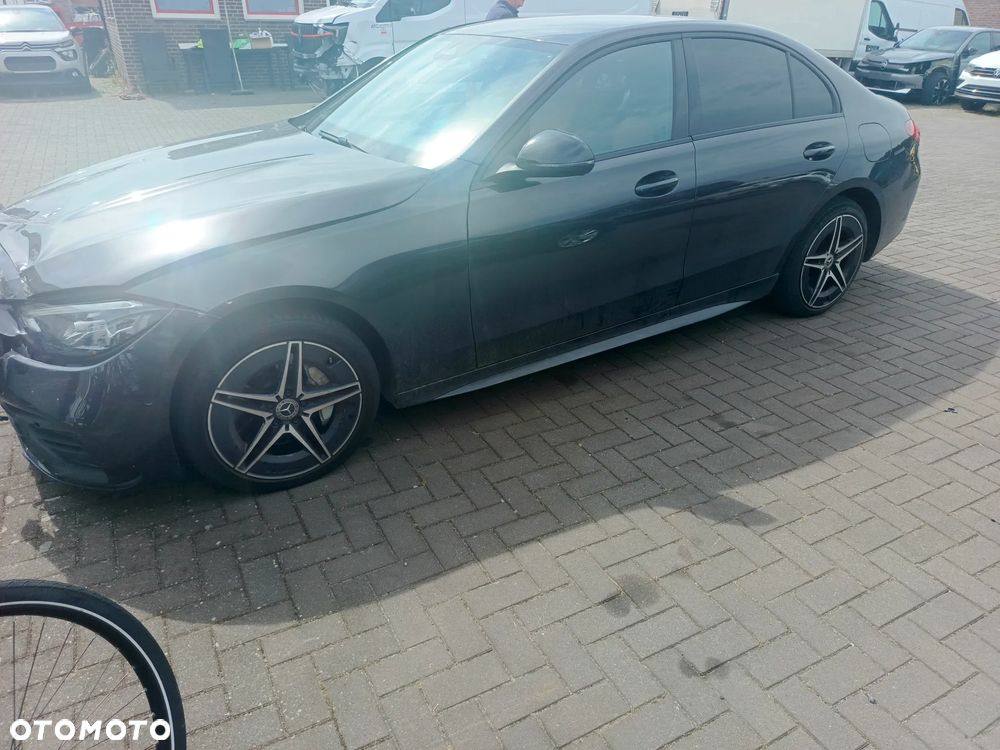 Mercedes-Benz Klasa C 300 de PHEV 4-Matic AMG - 1