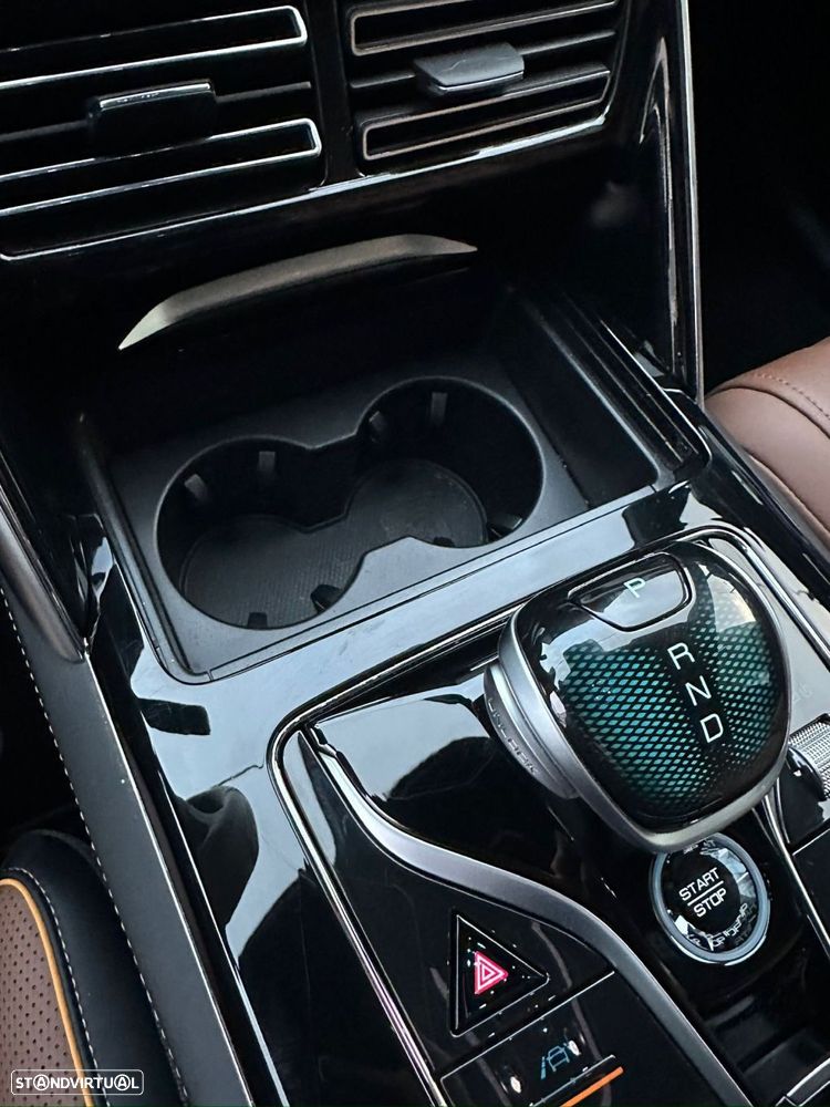 BYD Tang 86.4 kWh AWD Flagship - 18