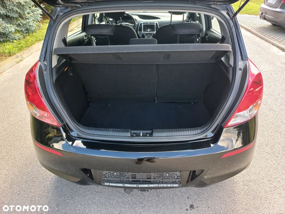 Hyundai i20 1.2 Trend - 18
