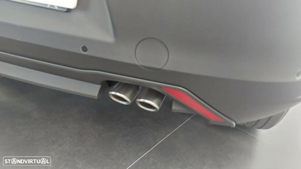 Alfa Romeo Junior 1.2 Ti Q4 eDCT6 - 7