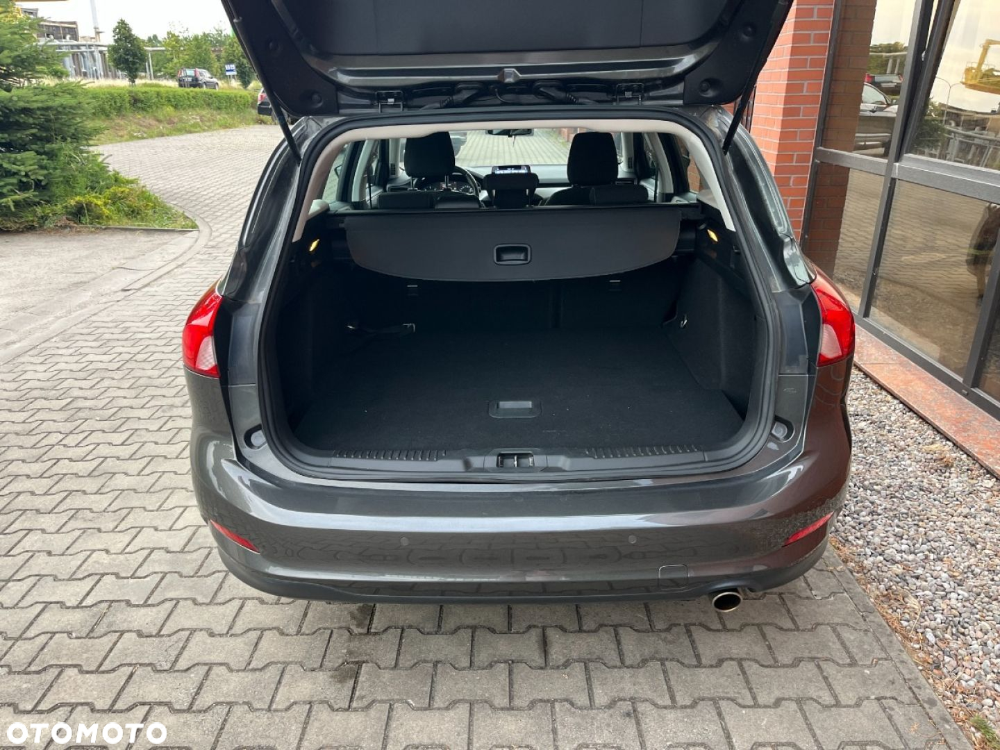 Ford Focus Turnier 1.5 EcoBlue Start-Stopp-System TITANIUM - 31