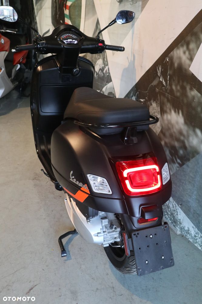 Piaggio Vespa - 9