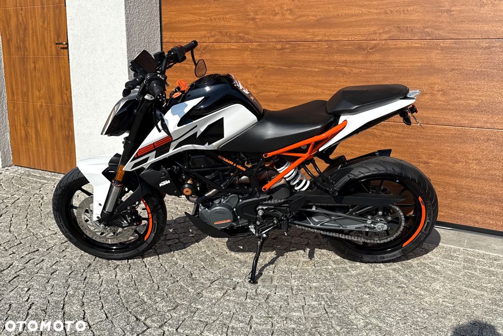KTM Duke 125 - 14