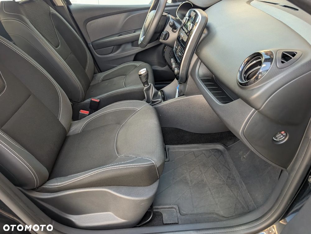 Renault Clio 1.2 16V Life - 19