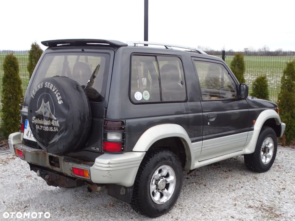 Mitsubishi Pajero - 13