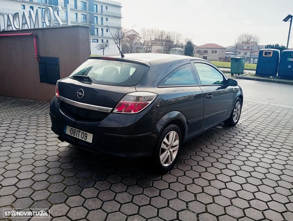 Opel Astra GTC 1.7 CDTI - 3