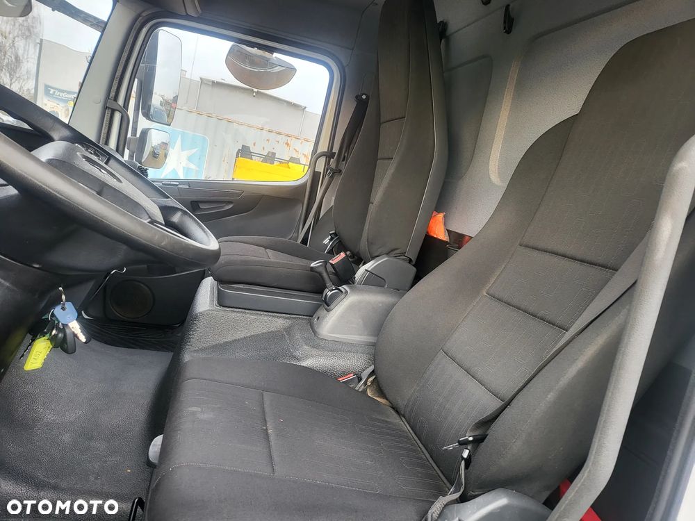 Mercedes-Benz ATEGO - 9