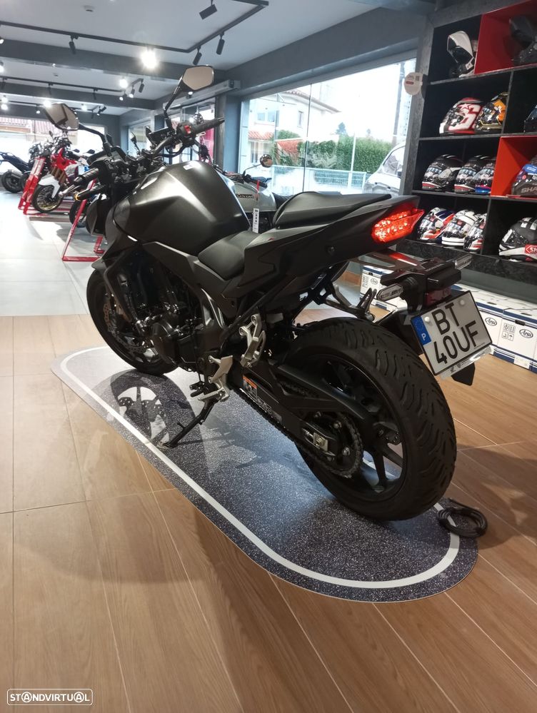 Honda CB 750 HORNET - 7