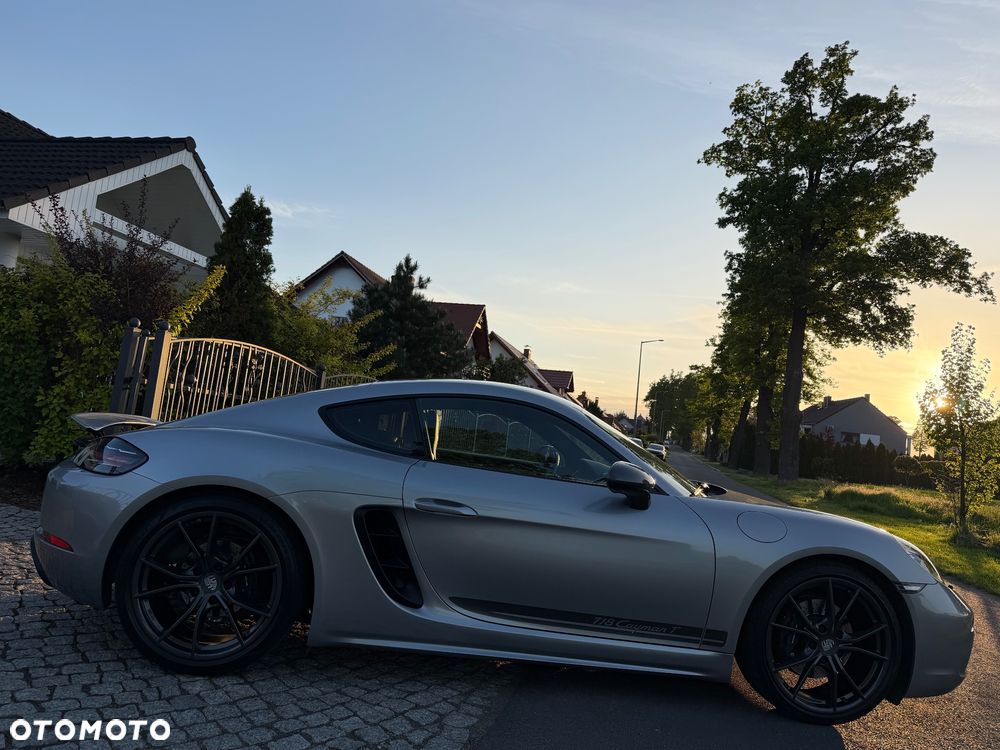 Porsche 718 Cayman GPF T PDK - 32