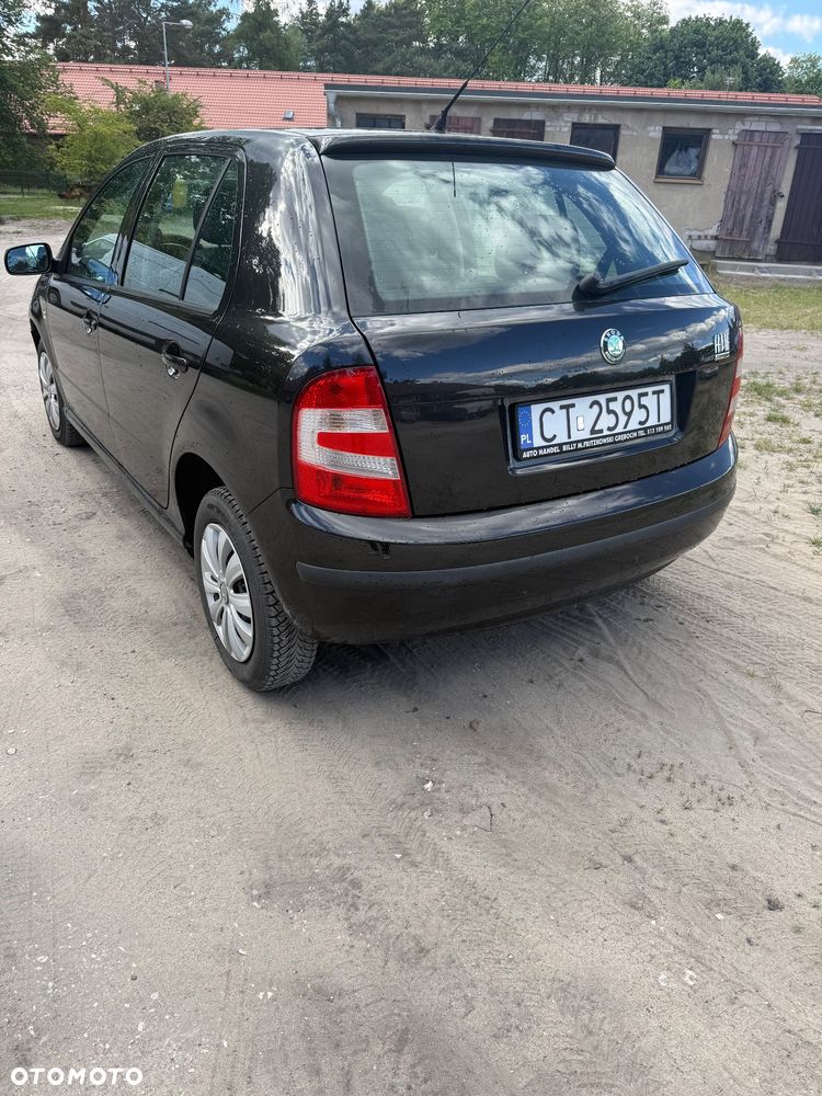 Skoda Fabia 1.4 16V Comfort - 4
