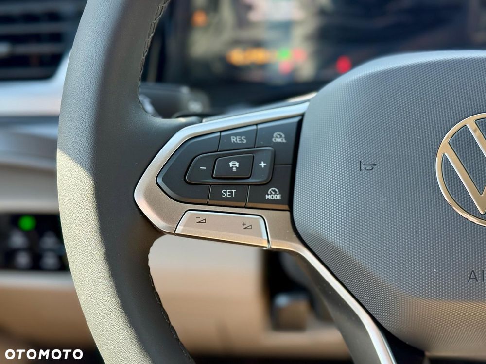 Volkswagen Multivan 2.0 TDI L2 DSG - 24