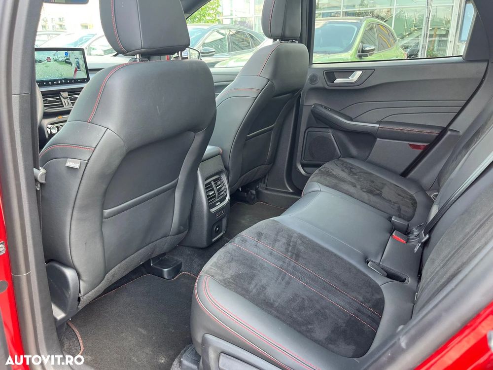 Ford Kuga - 10