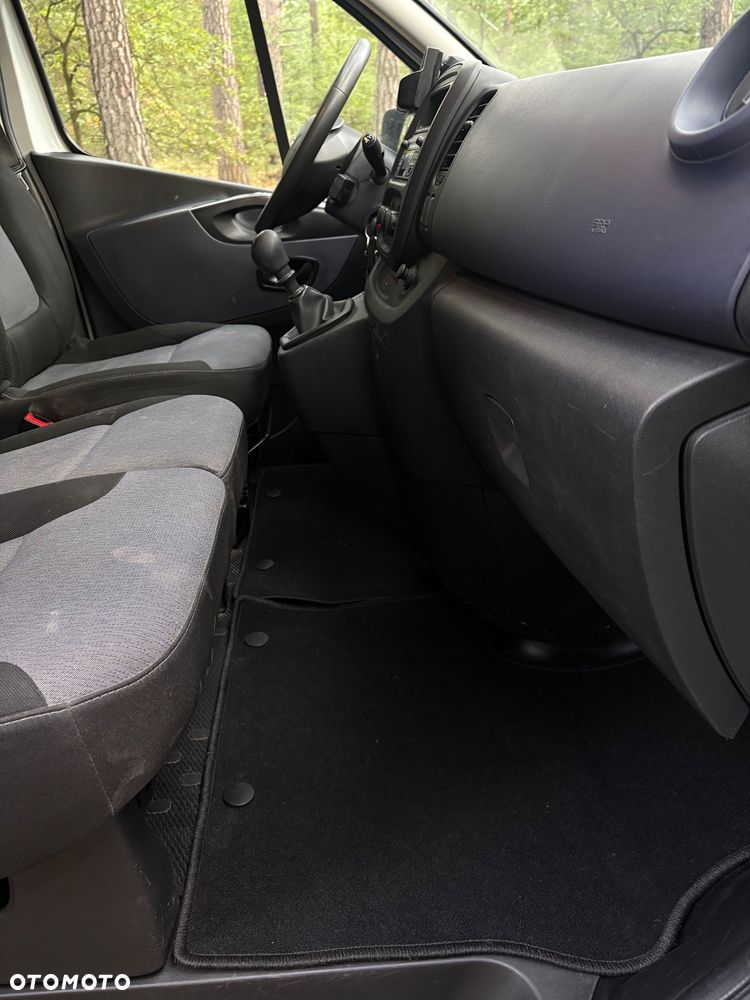 Opel Vivaro - 13
