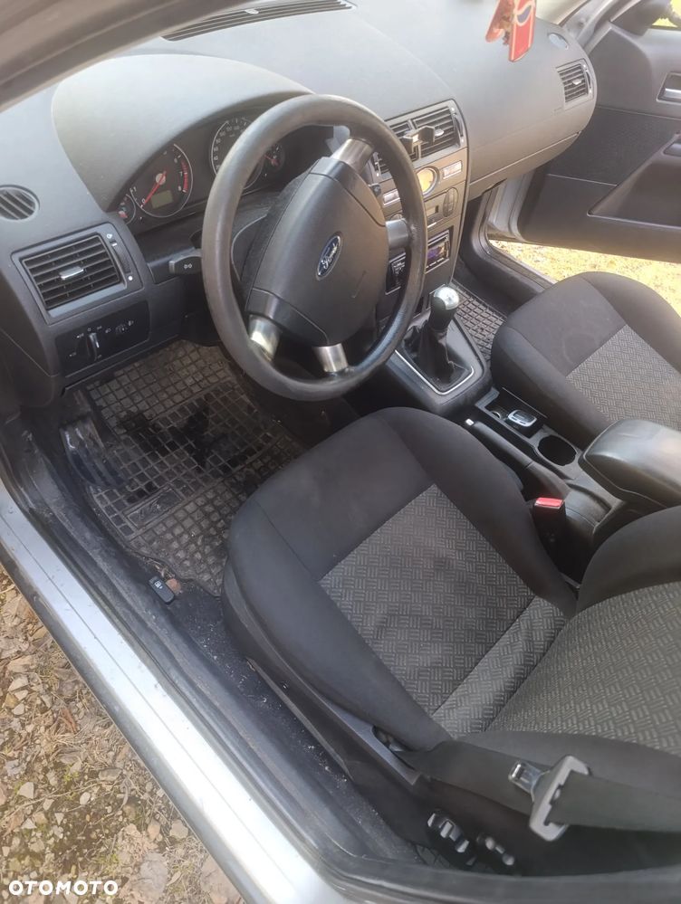 Ford Mondeo 1.8 Ambiente - 7