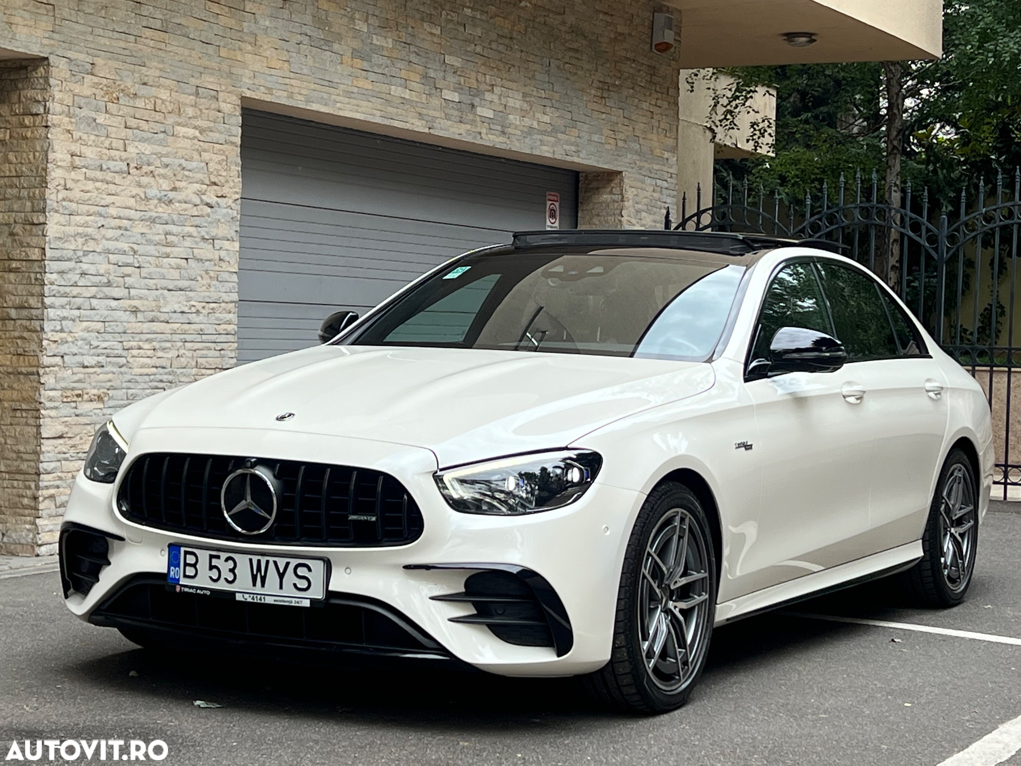 Mercedes-Benz E AMG 53 4Matic T AMG Speedshift 9G-TCT - 2