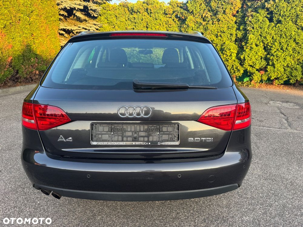 Audi A4 Avant 2.0 TDI DPF Ambiente - 8