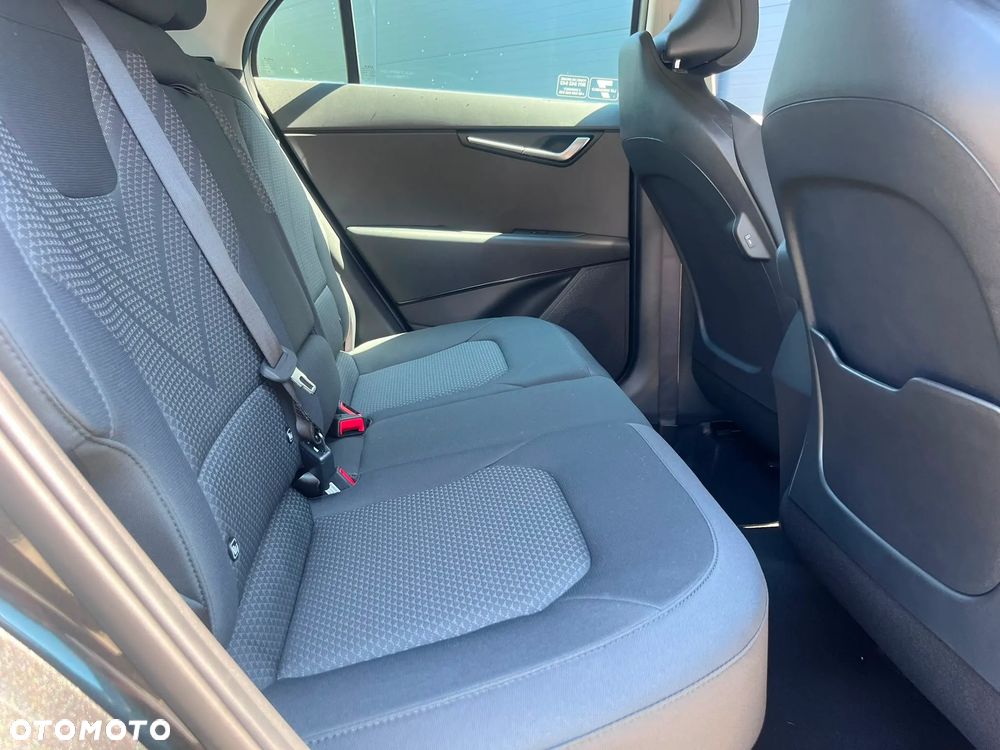 Kia Niro 1.6 GDI Hybrid M - 11